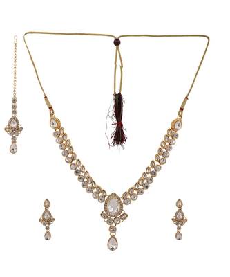 Designer Floral Shape Kundan Stone Studded Necklace with Earrings and Maangtika 2