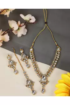Designer Floral Shape Kundan Stone Studded Necklace with Earrings and Maangtika