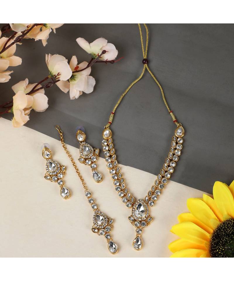 Designer Floral Shape Kundan Stone Studded Necklace with Earrings and Maangtika