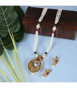 Gold Plated Antique Round Pendant Style Pearl And Stone Jewellery Set