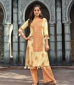Embroidered Chanderi Kurti Set With Tassel Details