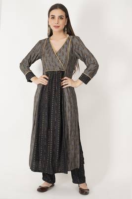 Gathered Chanderi Kurti Set With Lace Work 3