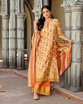 Chanderi Silk Angarkha Kurti Set With Dupatta 1