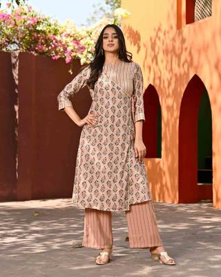 Foil Print Chanderi Angarkha Kurti Set With Gota Work 2
