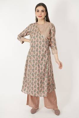 Foil Print Chanderi Angarkha Kurti Set With Gota Work 3