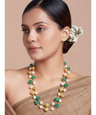 Gold Zari Threaded Necklace With Green Agate Beads And Shell Pearls 2