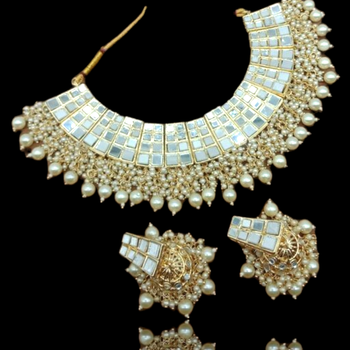 White necklace-sets 1