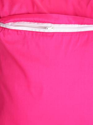 Set of 2 Magenta Gold Jacquard Cushion Cover 4