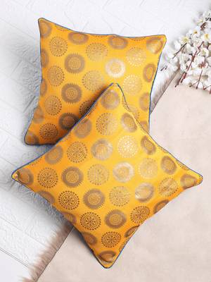 Set of 2 Gold Motif Cushion Cover - Sqaure 1