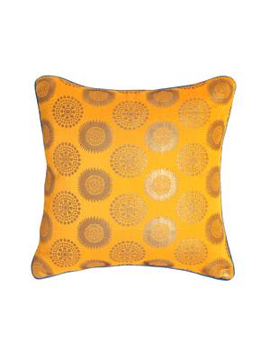 Set of 2 Gold Motif Cushion Cover - Sqaure 2