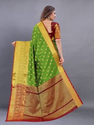 Mehendi woven silk saree with blouse 4