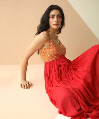 Red Heavy Yoke Flower Anarkali With Scallop Dupatta 3