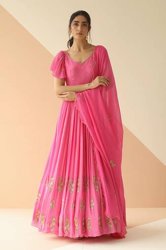 Bubble Pink Half Kali Anarkali With Scallop Butti Dupatta