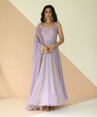 Lavender Full Kali Anarkali With Cutwork Border Dupatta 1