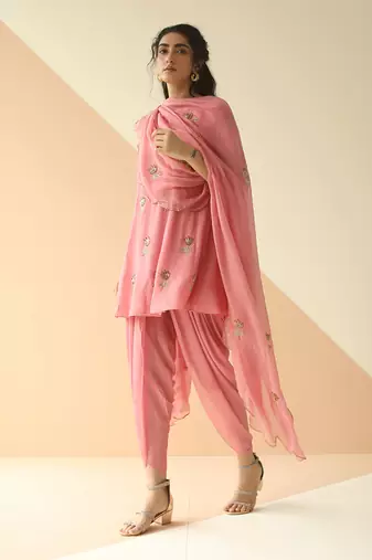 Pink Mauve Butti Peplum Dhoti With Scallop Dupatta