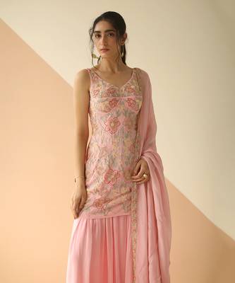 Baby Pink Crepe Heavy Jaal Kurti Sharara with Border Dupatta 3