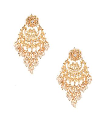 Gold Toned Kundan Chandbali With Pearl 4