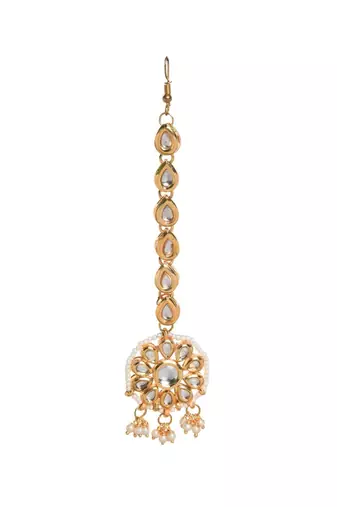 Gold Tone Kundan Maang Tikka With Pearls