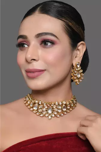 Gold Tone Kundan Inspired Necklace With Earrings