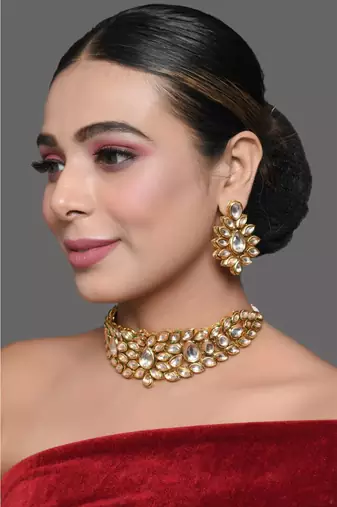 Gold Tone Kundan Inspired Necklace With Earrings