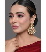 Handcrafted Kundan Studded Gold Toned Earring