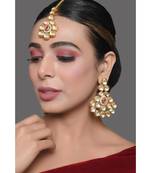 Handcrafted Kundan Studded Gold Toned Earring And Mang Tika Set