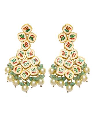 Jade Gold Tone Kundan Earrings And Maang Tikka With Pearls 3