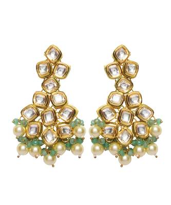 Jade Gold Tone Kundan Earrings And Maang Tikka With Pearls 5