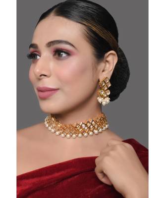 Pearl Beaded Kundan Choker With Matching Earrings 1