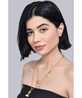 Multilayered Kundan Embellished Necklace 3