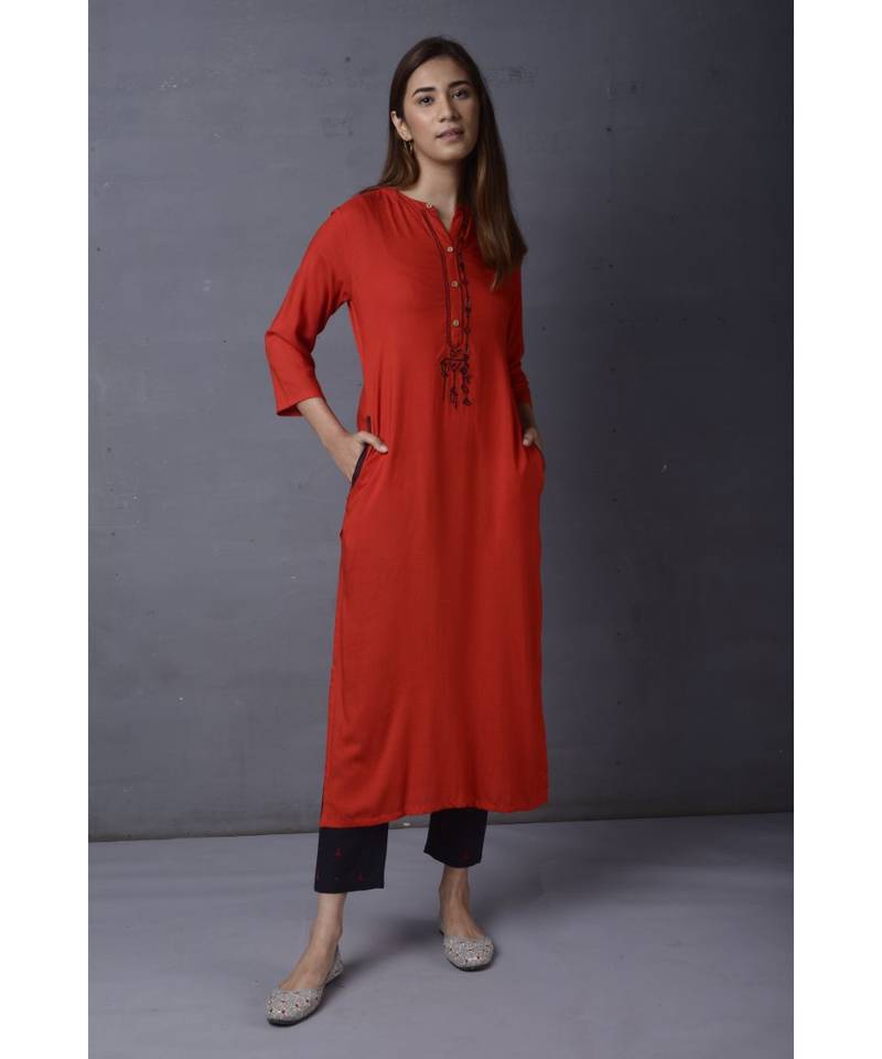 Red Cotton Kurta With Embroidery