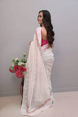 White Pure Georgette Silk Lucknowi Thread Chikankari Embroidery Work Saree 4