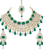 Green crystal jewellery