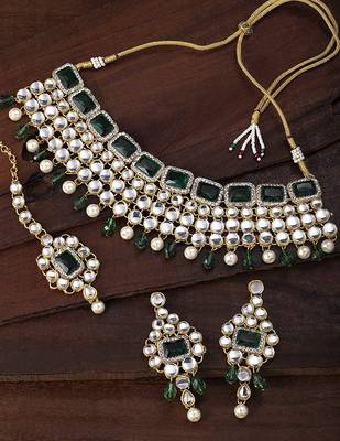 Green crystal jewellery 3