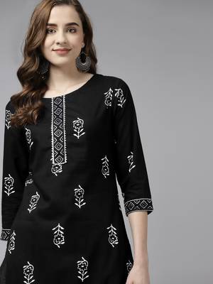 Black printed cotton kurtas-and-kurtis 4