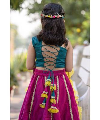 hand embroidered zari work green magenta  lehenga 4