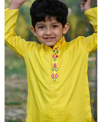 yellow cotton mirror work kurta paijama 5