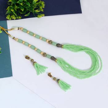 Green necklace-sets 2