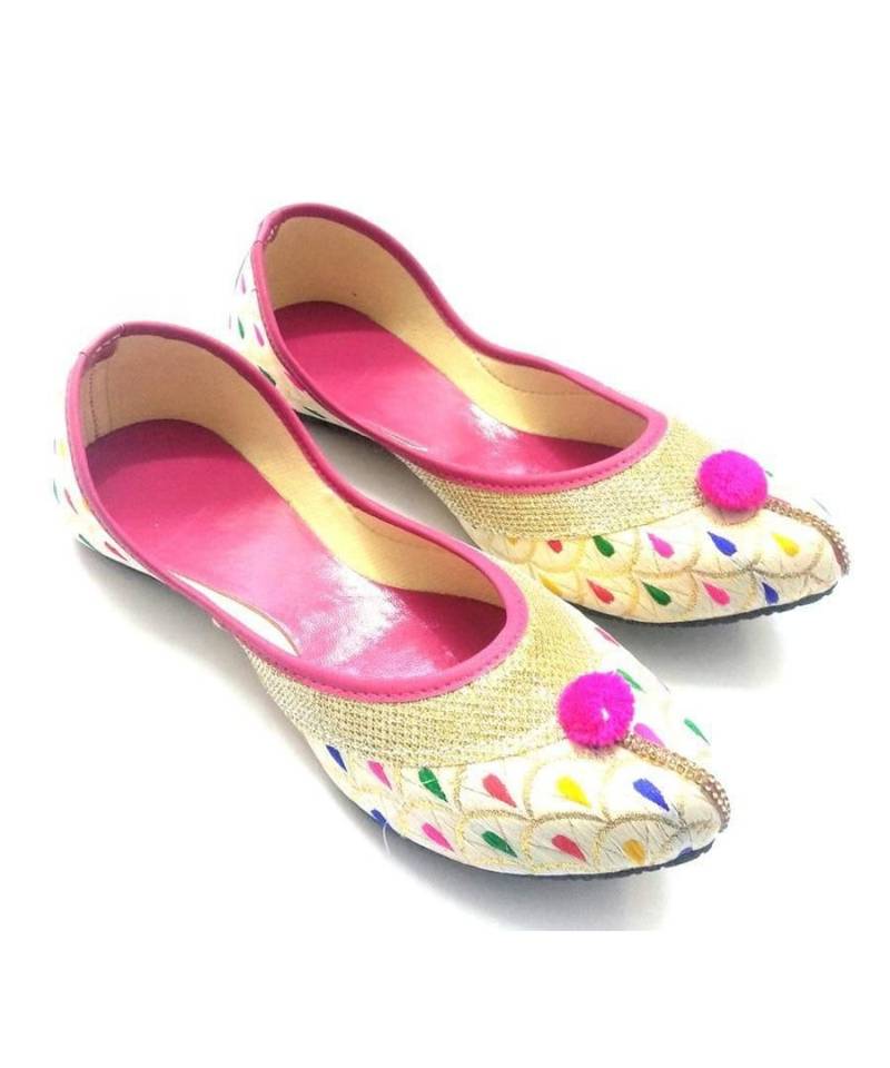Sonia collections Stylish Ethnic Jutti for women and girls | Jutis/Mojari/Belly Bellies for Women
