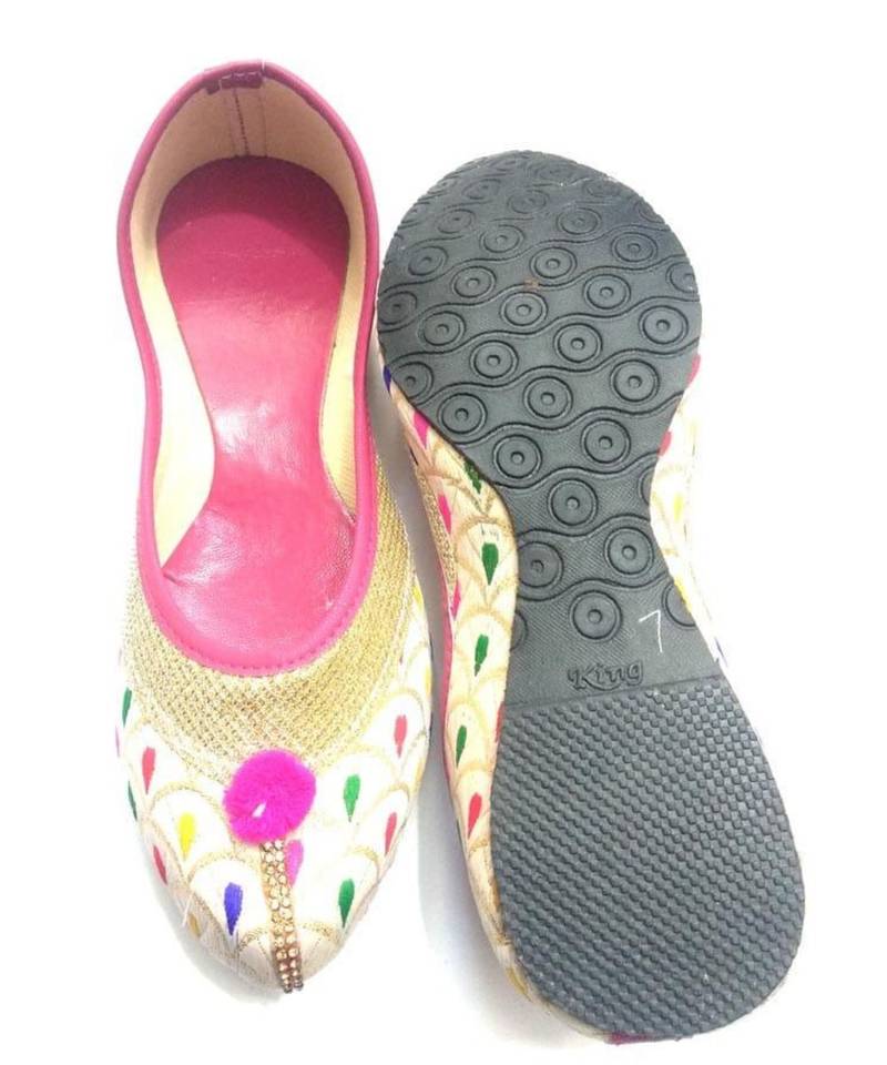Sonia collections Stylish Ethnic Jutti for women and girls | Jutis/Mojari/Belly Bellies for Women