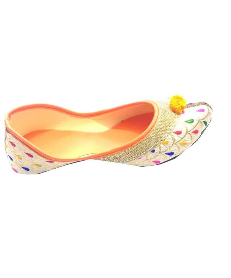 Sonia collections Stylish Ethnic Jutti for women and girls | Jutis/Mojari/Belly Bellies for Women
