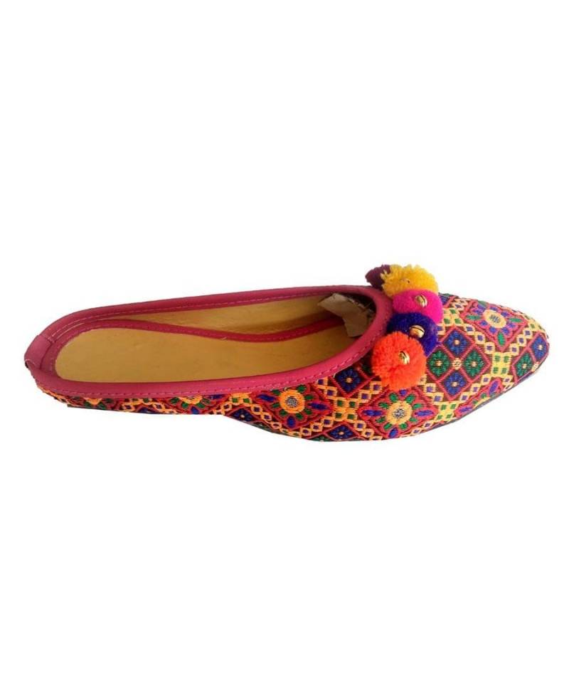 Sonia collections Stylish Ethnic Jutti for women and girls | Jutis/Mojari/Belly Bellies for Women
