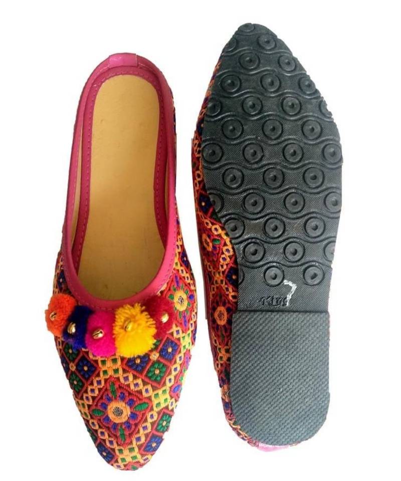 Sonia collections Stylish Ethnic Jutti for women and girls | Jutis/Mojari/Belly Bellies for Women