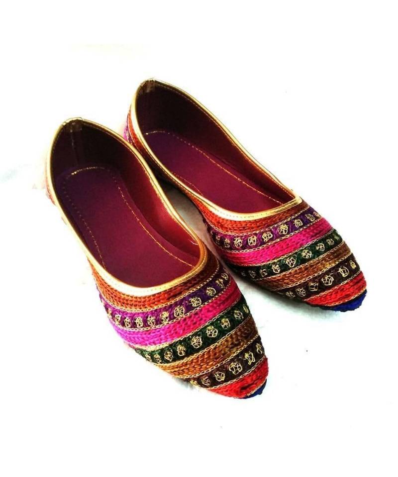 Sonia collections Stylish Ethnic Jutti for women and girls | Jutis/Mojari/Belly Bellies for Women