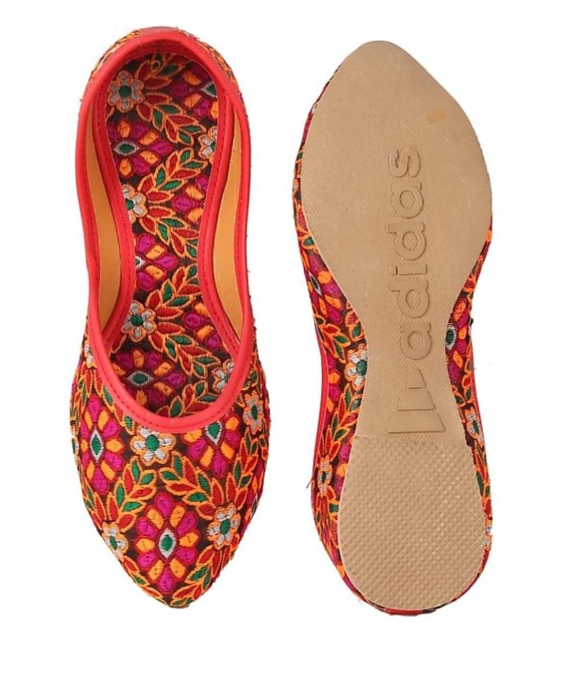 Sonia collections Stylish Ethnic Jutti for women and girls | Jutis/Mojari/Belly Bellies for Women