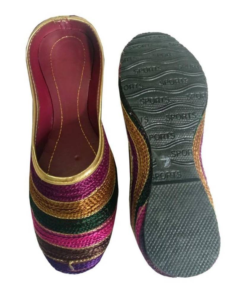 Sonia collections Stylish Ethnic Jutti for women and girls | Jutis/Mojari/Belly Bellies for Women