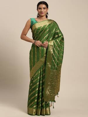 Green woven art silk saree with blouse 1