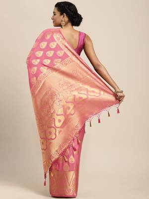 Pink woven crepe saree with blouse 3