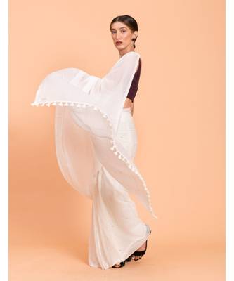 Suta White Embellished Sequins Pure Cotton Saree 3