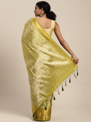 Dark green woven art silk saree with blouse 3